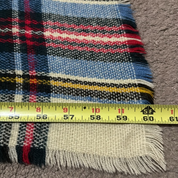 asos brand Large 60x60 Blanket Style Plaid Scarf/Wrap-Beige/Red/Blue-Acrylic - Picture 10 of 10